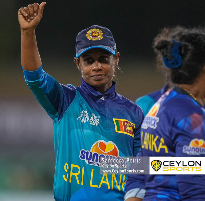 අවුරුදු 20 න් ලෙදර් පන්දුව අතට ගෙන ලෝක කුසලාන වීරවරියක් වූ ‘වස්කඩුවේ නිලක්ෂි‘