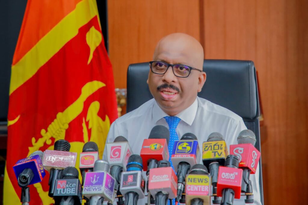 ඉදිරි සති හෝ දෙක තුළ ශ්‍රී ලංකා ක්‍රිකට් පරිපාලනය සම්බන්ධයෙන් දැඩි තීරණයක්
