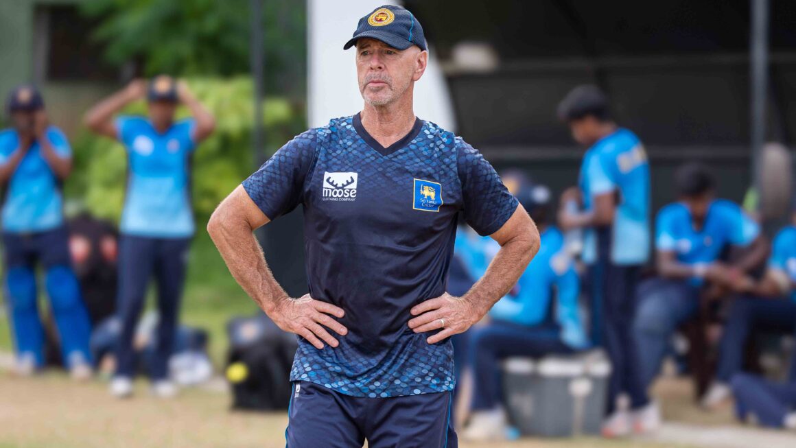 “පෙරළිකාරී කණ්ඩායමක් ගොඩනගනවා” – ජෙමී සිඩ්න්ස්ගේ විශ්වාසය