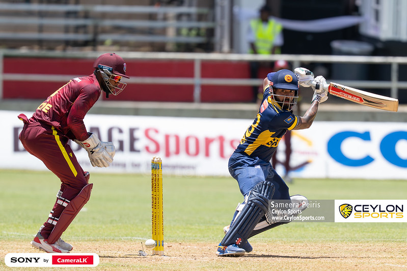 වසර 13 කට පසු ශ්‍රී ලංකාව කොදෙව් දේශයේදී එක්දින ජයක් ලබයි