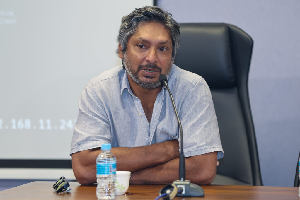 ලෝක කුසලානය ඉලක්ක කරගත් ශ්‍රී ලංකා කාන්තා කණ්ඩායමට සංගක්කාරගෙන් වටිනා උපදෙස්