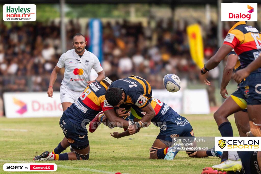 80 වැනි බ්‍රැඩ්බි සටනේ  පළමු අදිරයේදී ත්‍රිත්වයන්ට විශිෂ්ට ජයක්